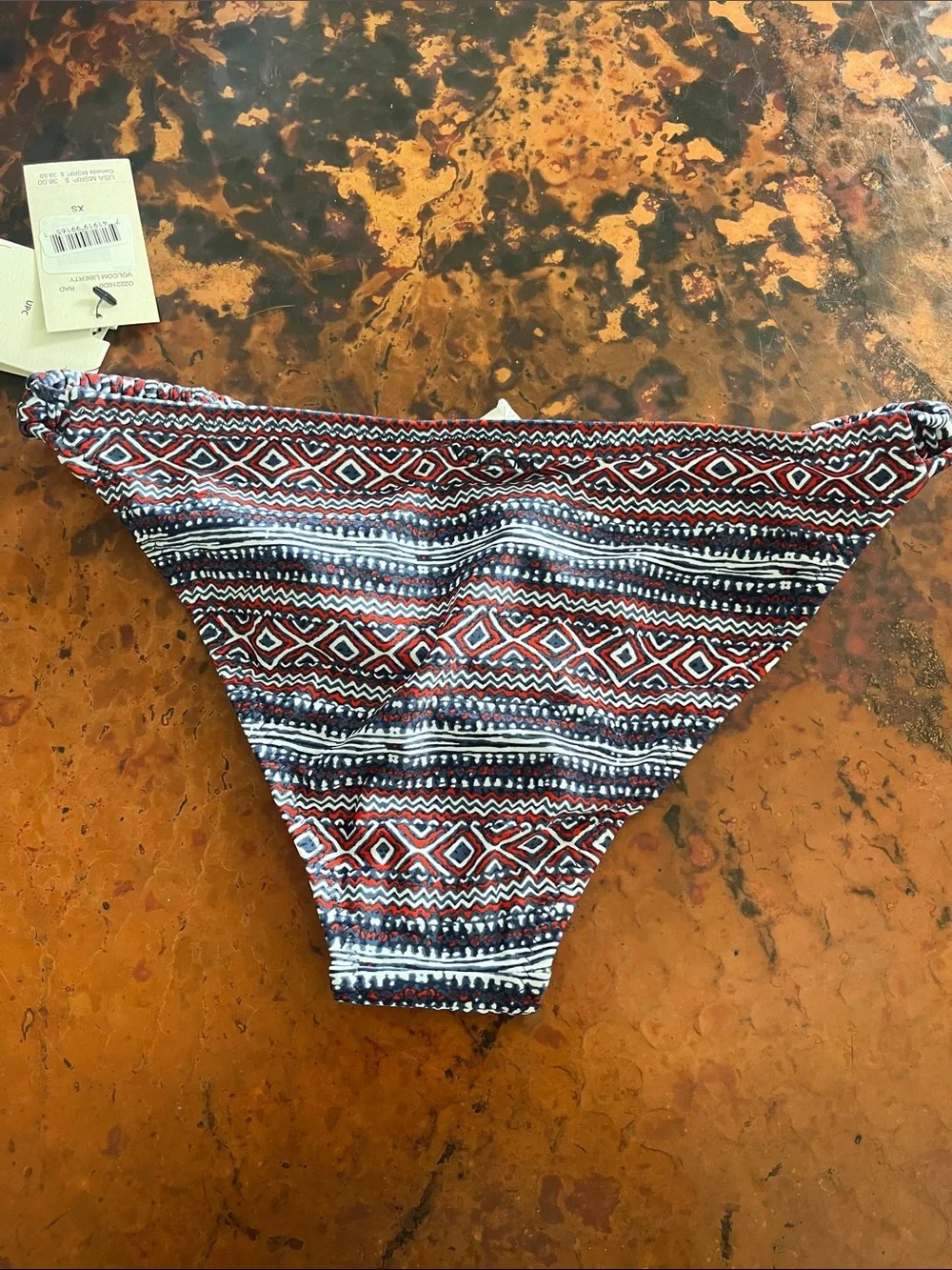 Volcom super cute